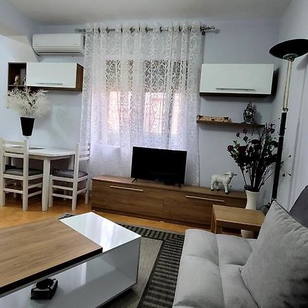 Tuana'S Apartment Shkodër Extérieur photo