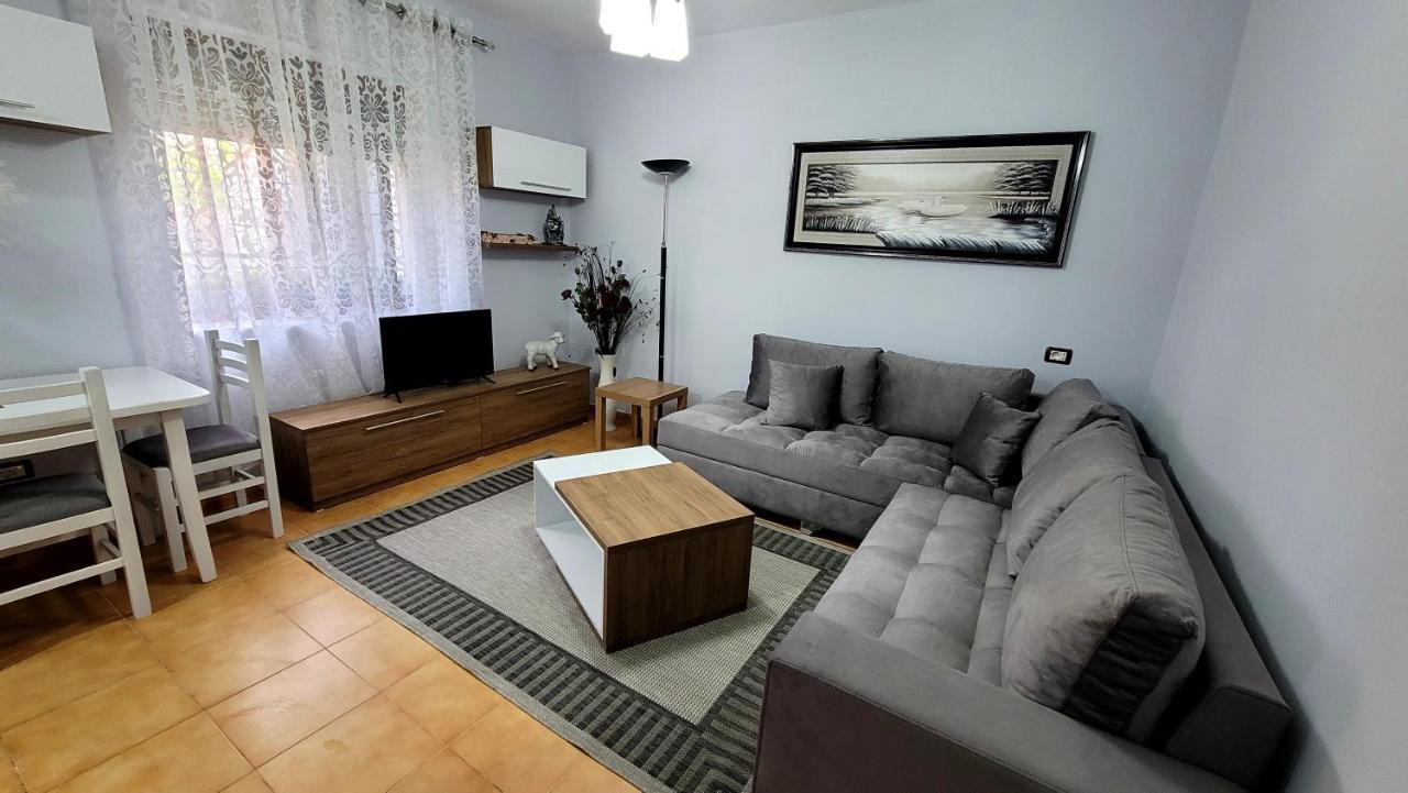 Tuana'S Apartment Shkodër Extérieur photo
