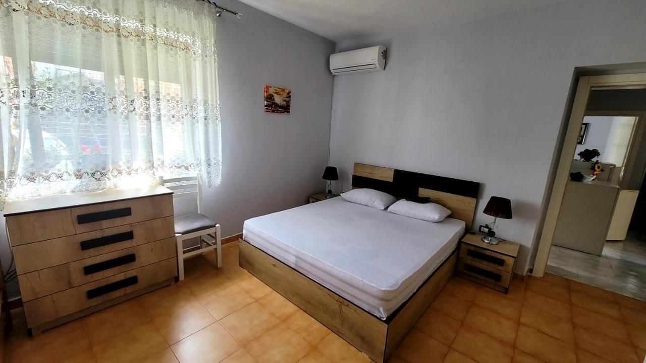 Tuana'S Apartment Shkodër Extérieur photo